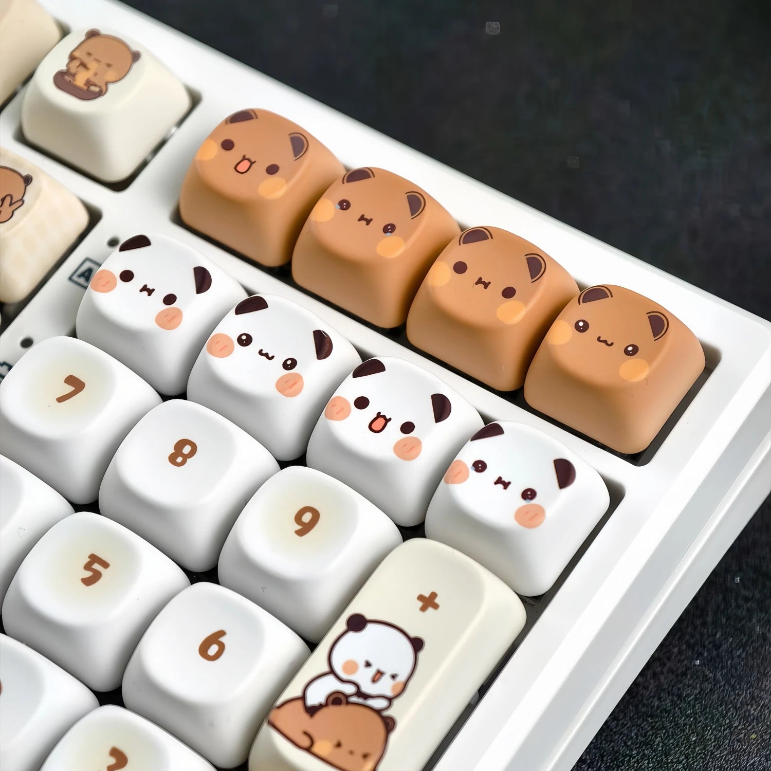 Bubu Dudu Keycap Set White & Brown (8 Keys)