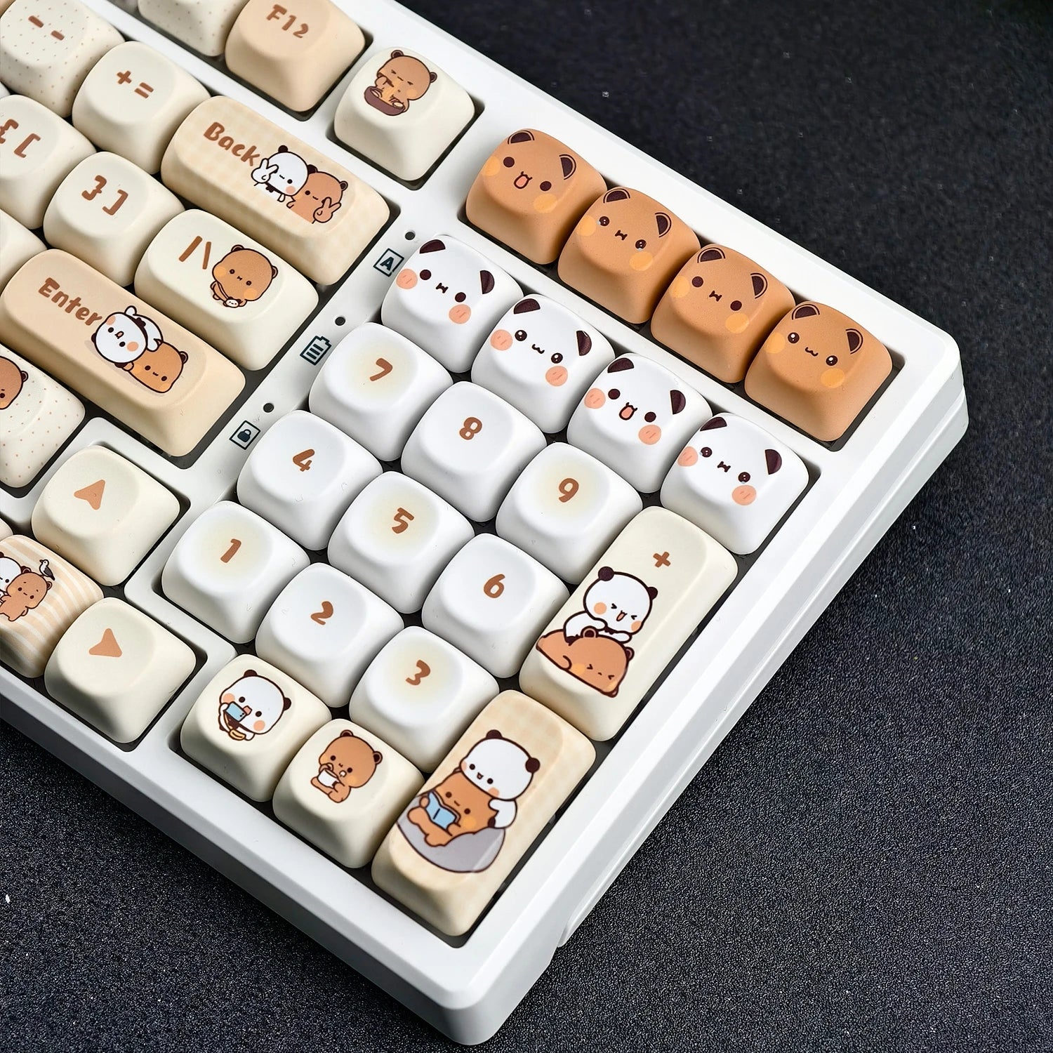 Bubu Dudu Keycap Set White & Brown (8 Keys)